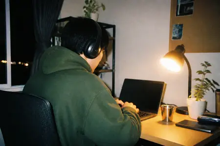 Discordを在宅の作業通話に使ってみた|もくもく作業がはかどる理由